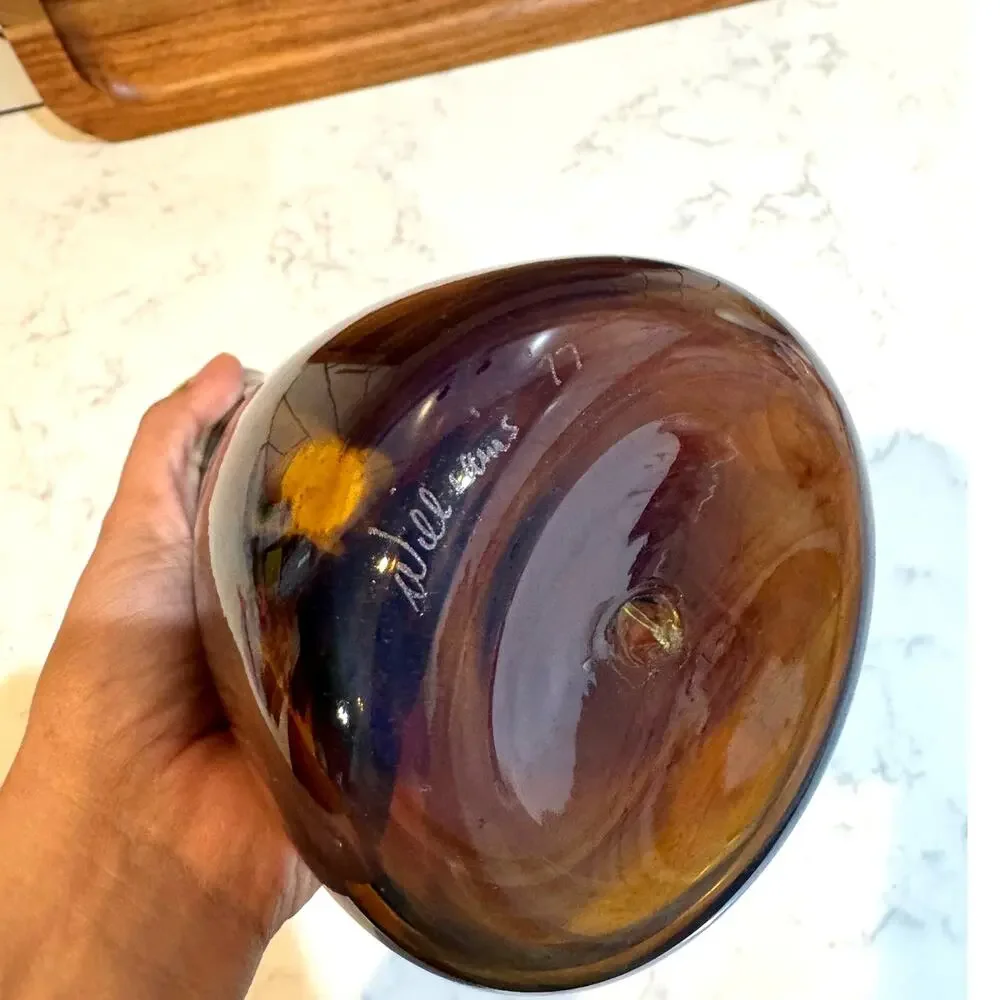 Vintage handblown glass vase signed Williams 77 teardrop" or "bud" vase - Picture 12 of 16